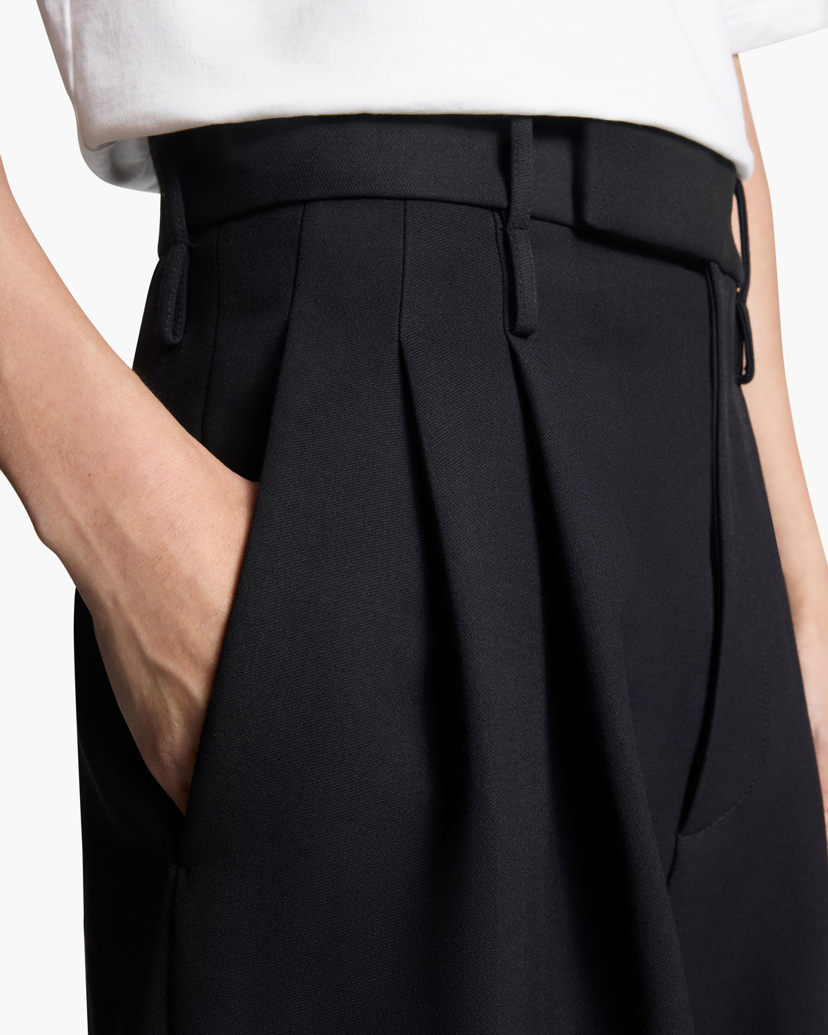 WILLOUGHBY SHORT